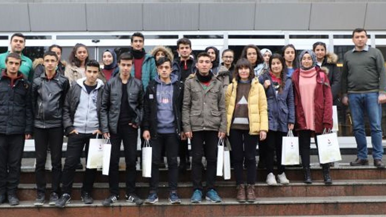 LİSE SON SINIF ÖĞRENCİLERİNİ TERCİH HEYECANI SARDI