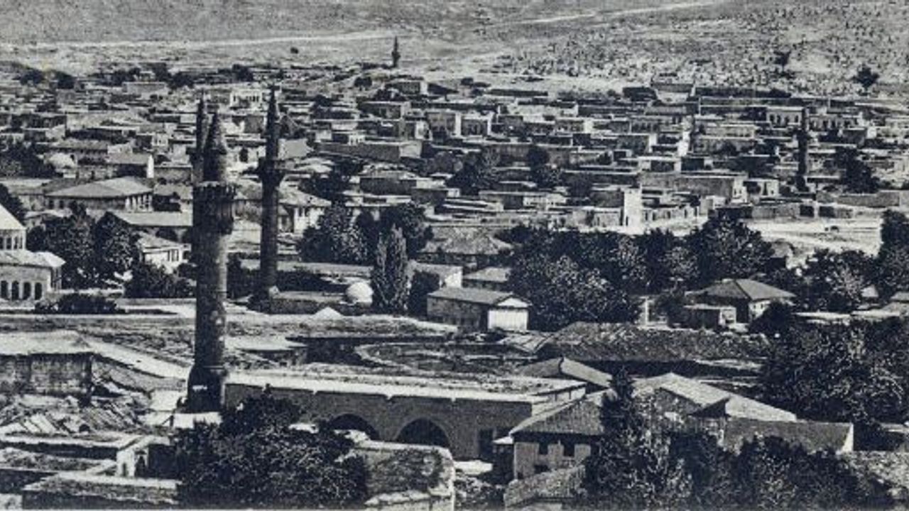 SAVUNMA DÖNEMİ ANTEP KARTPOSTALLARI SERGİSİNE İLGİ