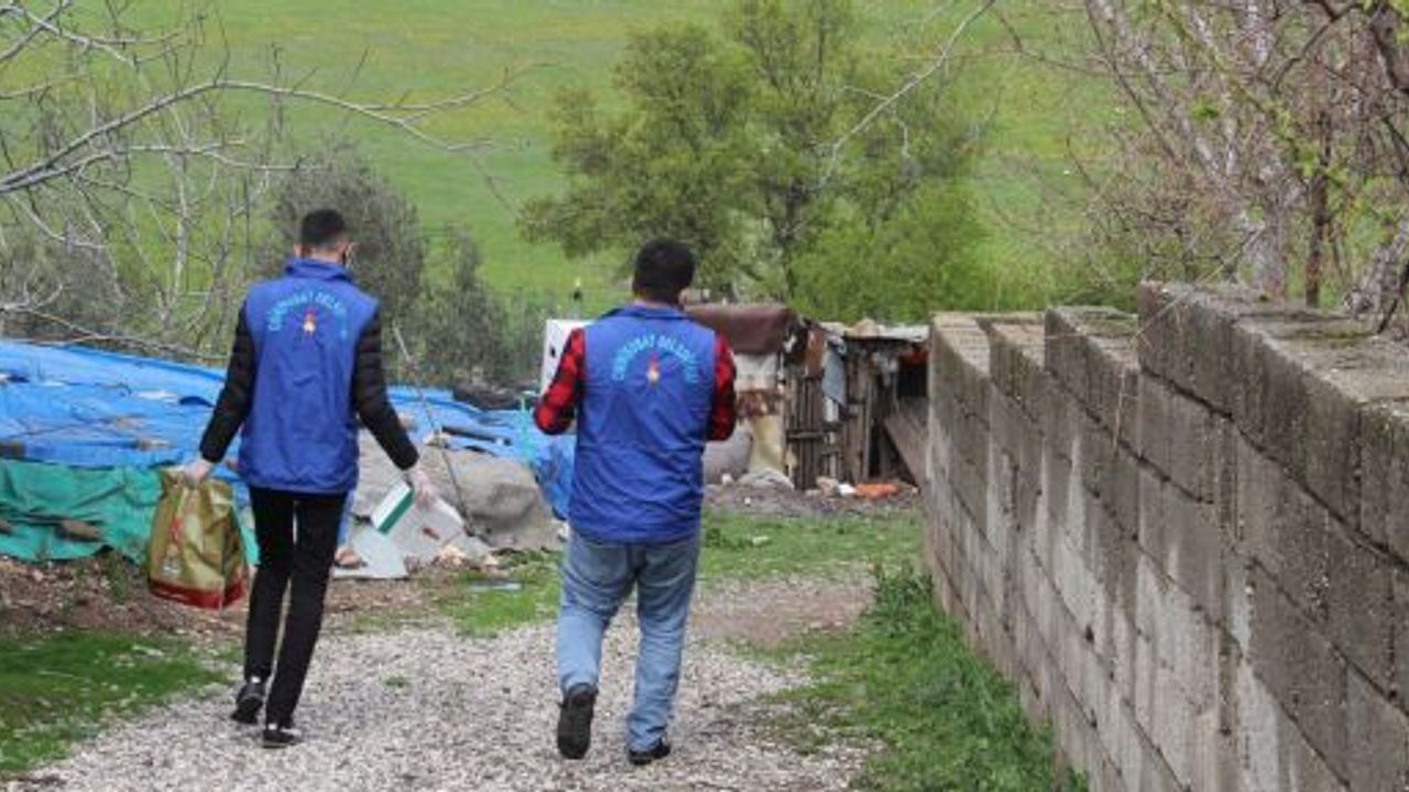 ONİKİŞUBAT BELEDİYESİNDEN VİRÜSLE MÜCADELEDE ÖRNEK TUTUM