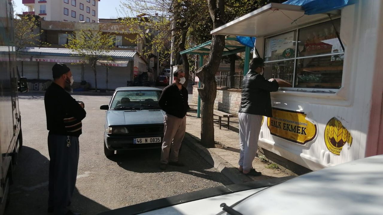 BÜYÜKŞEHİR’DE EKMEK ÜRETİM VE SATIŞI DEVAM