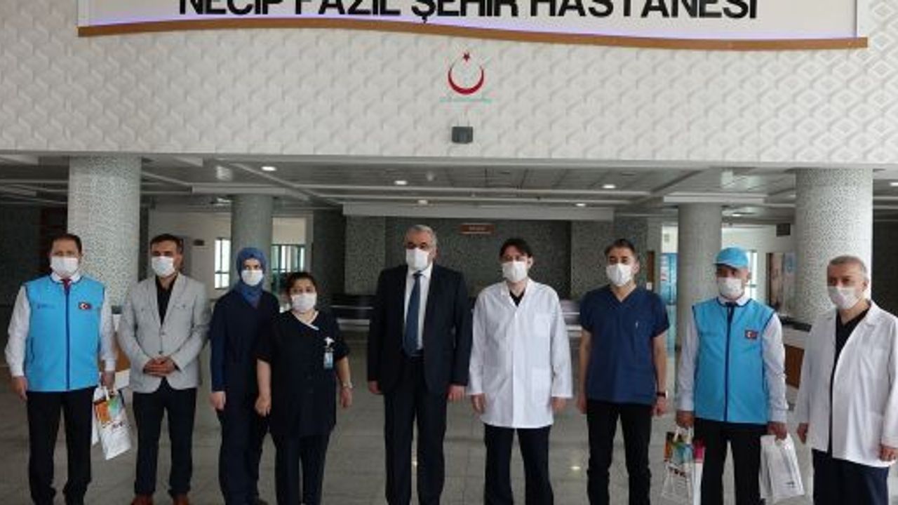 MÜFTÜ SÜRGEÇ'İN SAĞLIK ÇALIŞANLARINA MEKTUBU VE MORAL ZİYARETİ