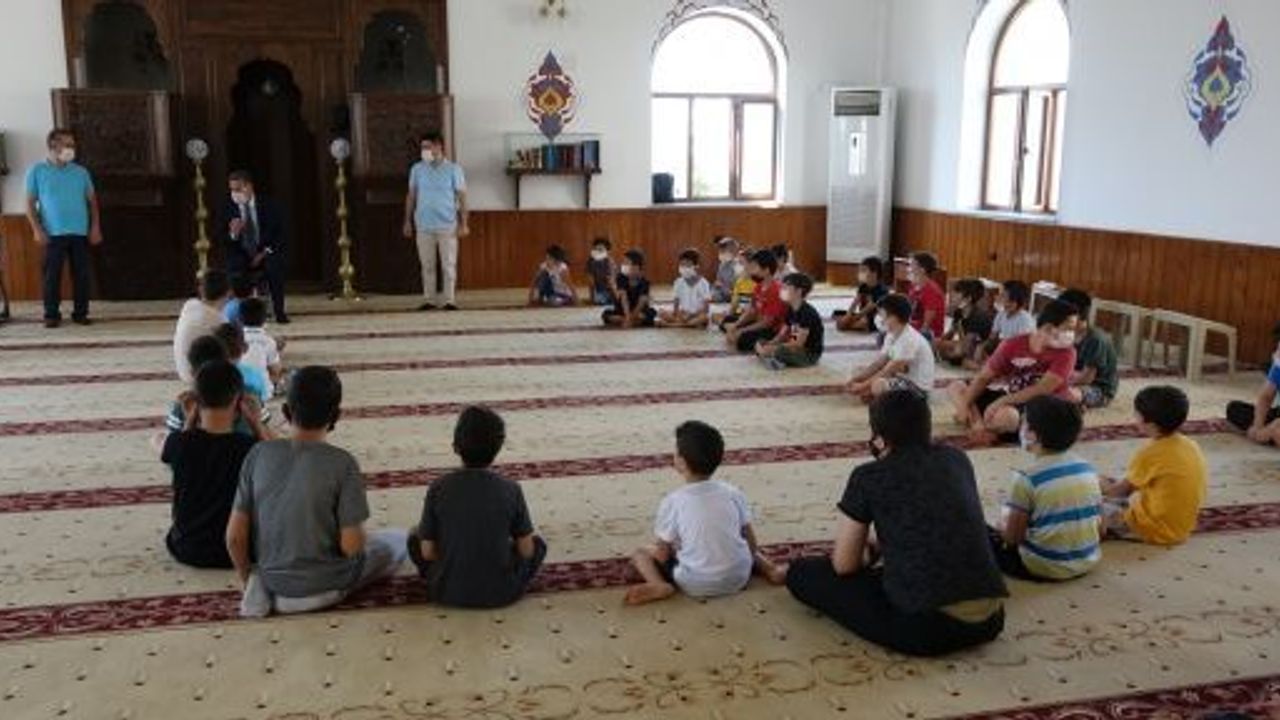 YAZ KUR'AN KURSLARI ÇOCUK SESLERİYLE ŞENLENDİ