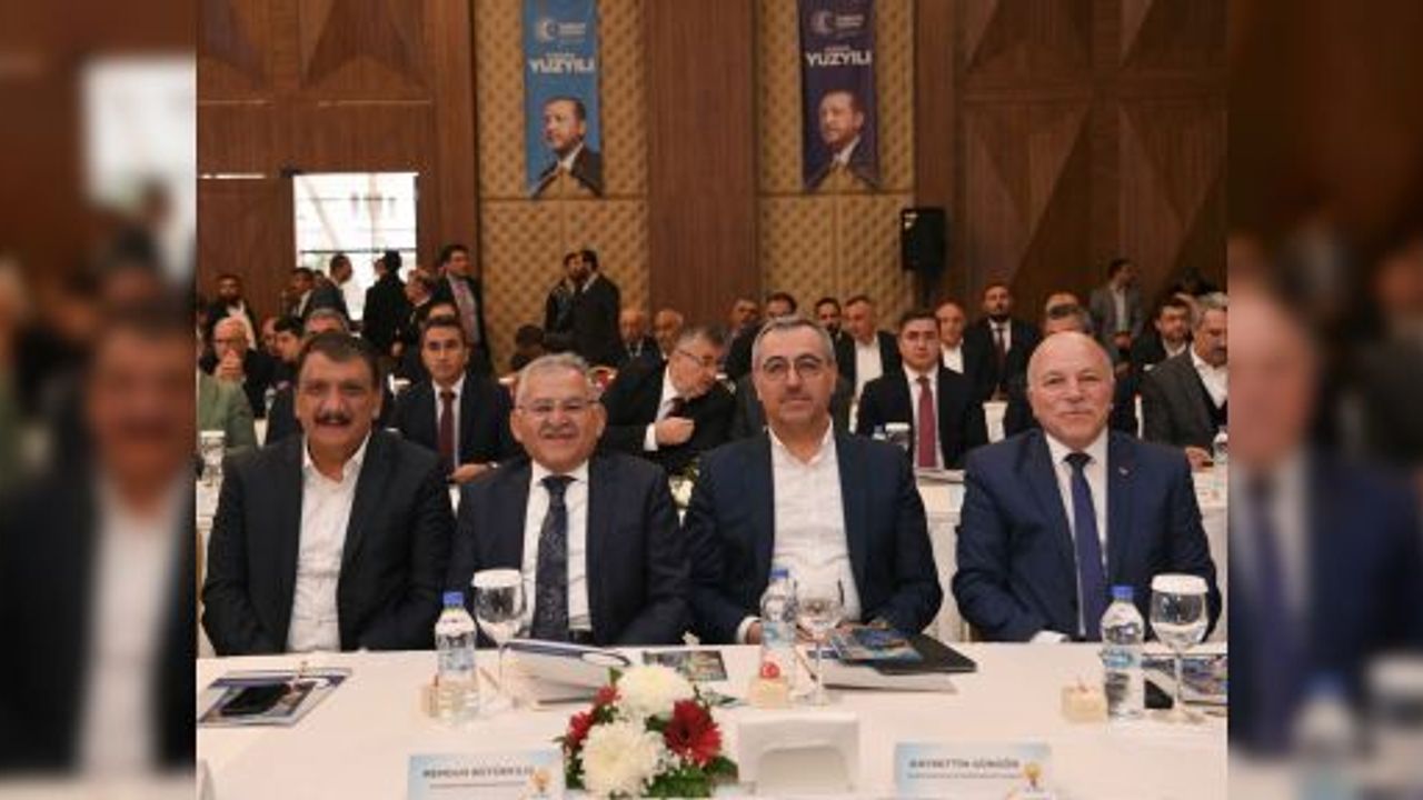 BAŞKAN GÜNGÖR, AK PARTİ YEREL YÖNETİMLER BAŞKANLIĞI İSTİŞARE TOPLANTISI’NDA