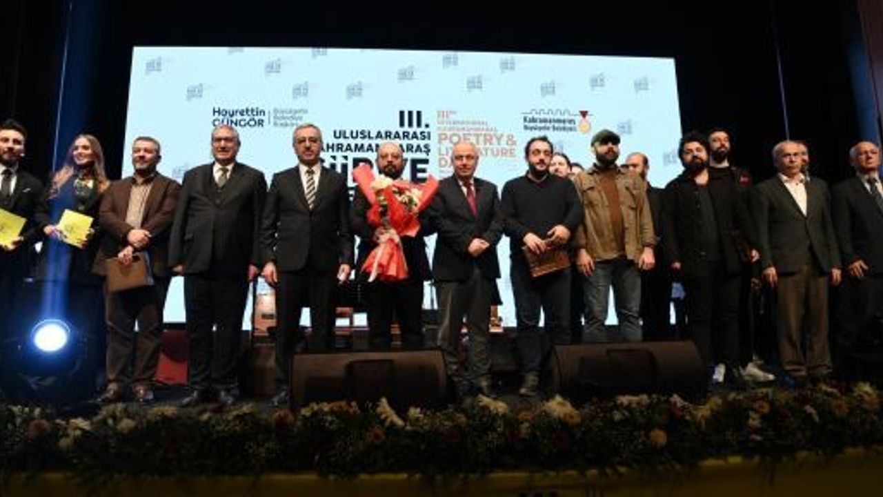 ŞİİR VE EDEBİYAT GÜNLERİ COŞKUYLA GERÇEKLEŞTİRİLDİ