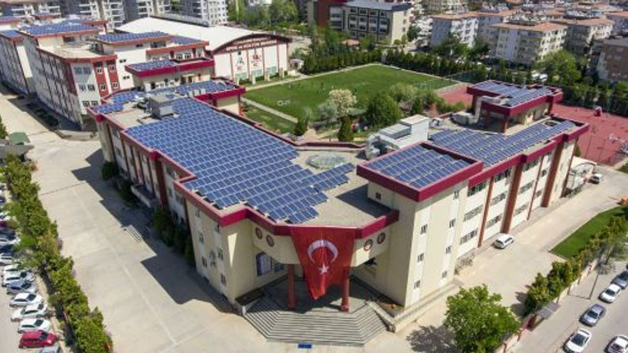 SANKO OKULLARI ELEKTRİK İHTİYACINI ‘GÜNEŞ’TEN KARŞILIYOR