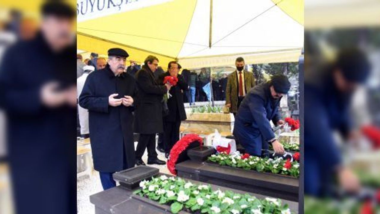 SANKO’NUN KURUCUSU SANİ KONUKOĞLU, MEZARI BAŞINDA ANILDI