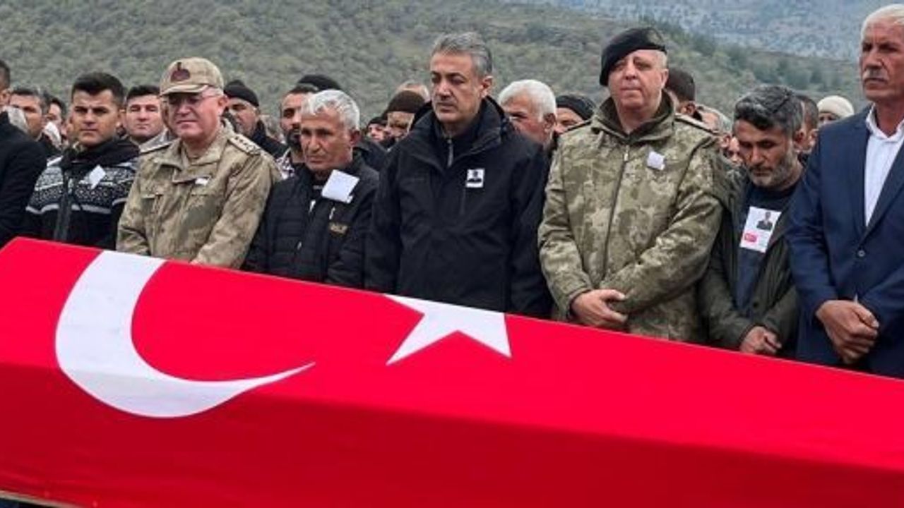 KOORDİNATÖR VALİ AKKOYUN, GAZİ SARI’NIN CENAZE TÖRENİNDE