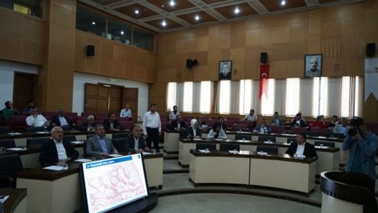 KIŞLALAR ŞEHİR MERKEZİNDEN TAŞIYOR