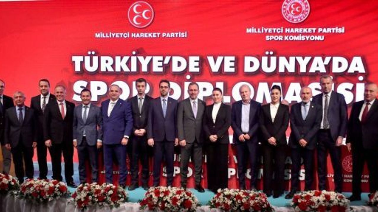 BAŞKAN EROĞLU, SPOR DİPLOMASİSİ PANELİNDE