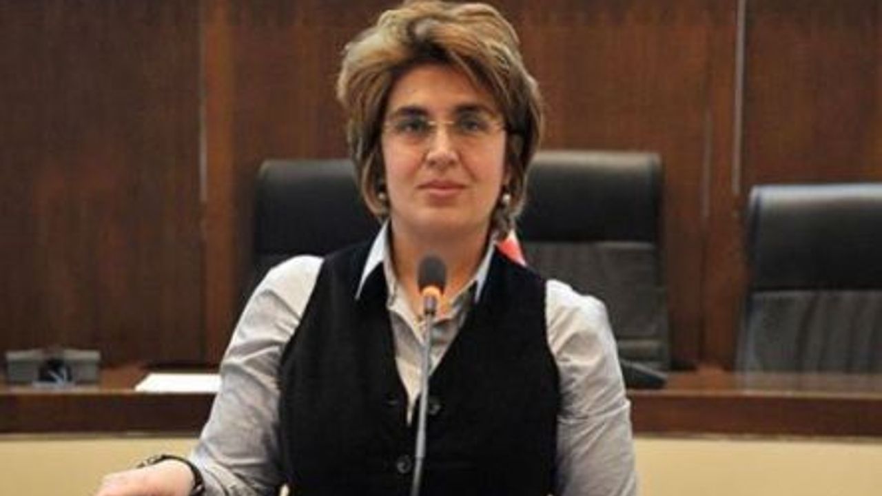 BAŞKAN ZEYNEP ARIKAN’DAN 5 ARALIK MESAJI