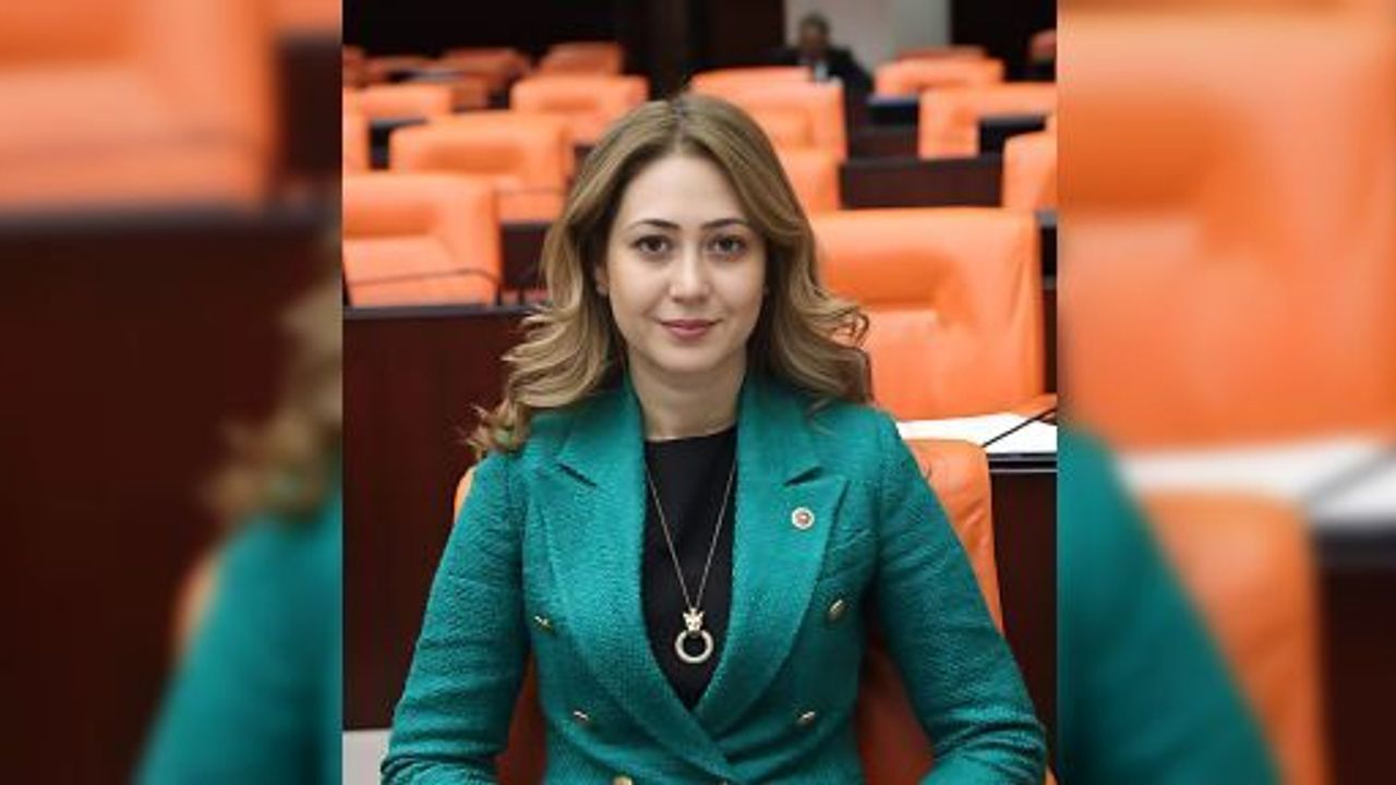 MHP MİLLETVEKİLİ KARAKOÇ DORA’DAN DÜNYA KADINLAR GÜNÜ MESAJI