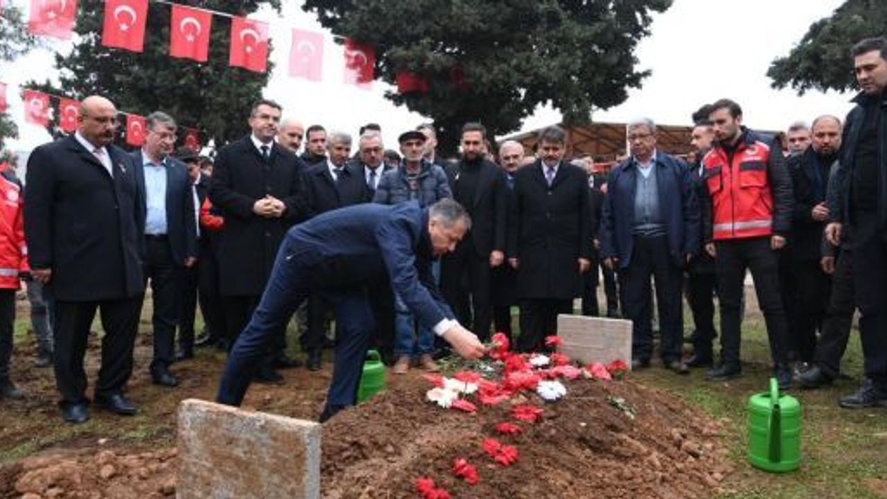 ŞEHİT AİLELERİNE TAZİYE ZİYARETİ BAKAN YERLİKAYA’DAN