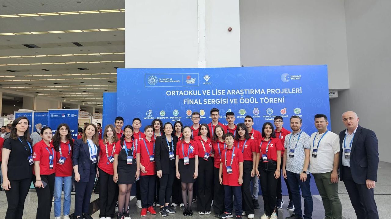 SANKO OKULLARI TÜBİTAK TÜRKİYE FİNALLERİNDEN ALTI ÖDÜLLE DÖNDÜ