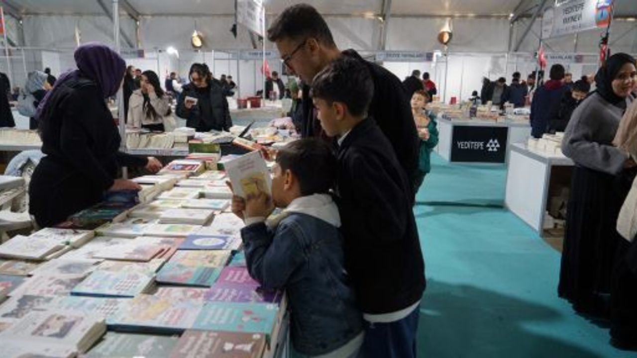 KİTAP FUARI, FİNAL GÜNÜNDE MİSAFİRİNİ AĞIRLADI