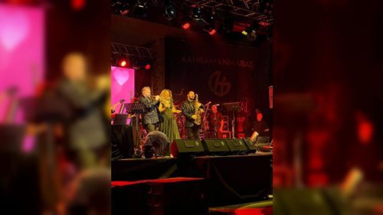 IŞIN KARACA HEM GÖZE, HEM KULAĞA HİTAP ETTİ