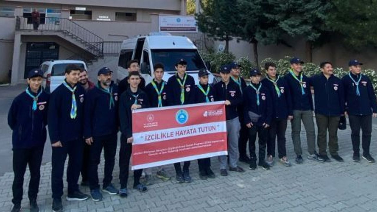  İZCİLER, “DEDECİĞİM BEN GELDİM” KAMPI İÇİN ÇANAKKALE’YE UĞURLANDI