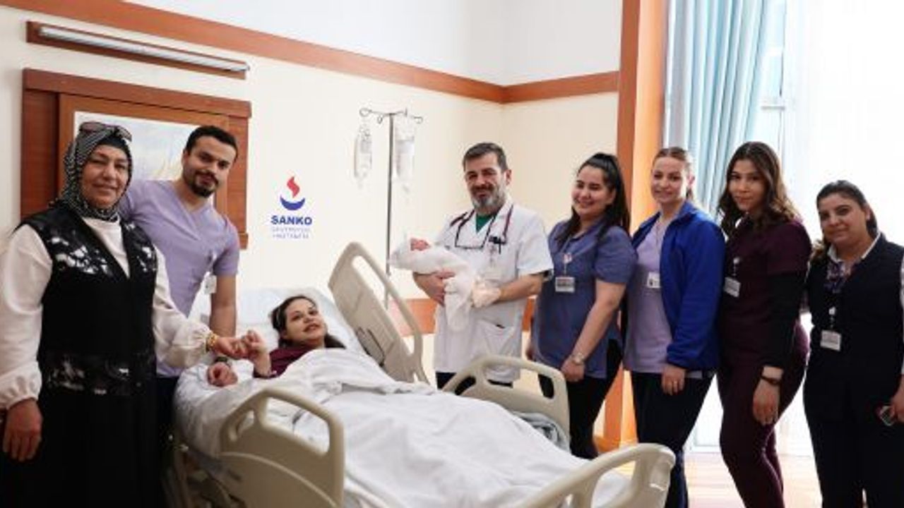 KANSERİ YENDİ, SAĞLIKLI BİR BEBEK DÜNYAYA GETİRDİ