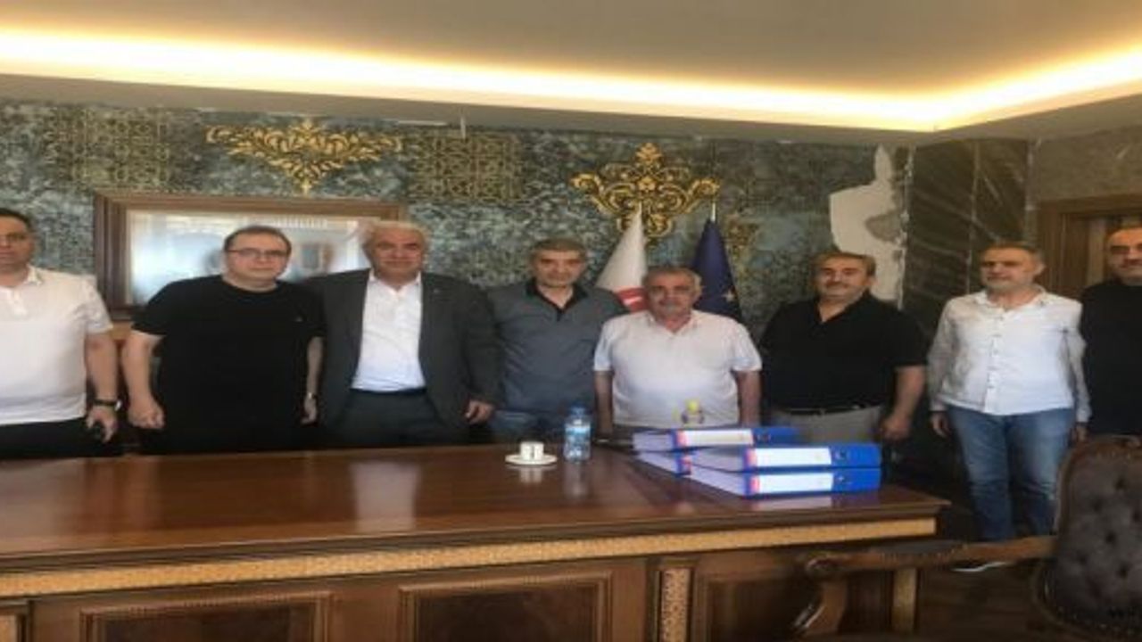 BAŞKAN KUYBU VE ARKADAŞLARINDAN ÖZ’E HAYIRLI OLSUN ZİYARETİ