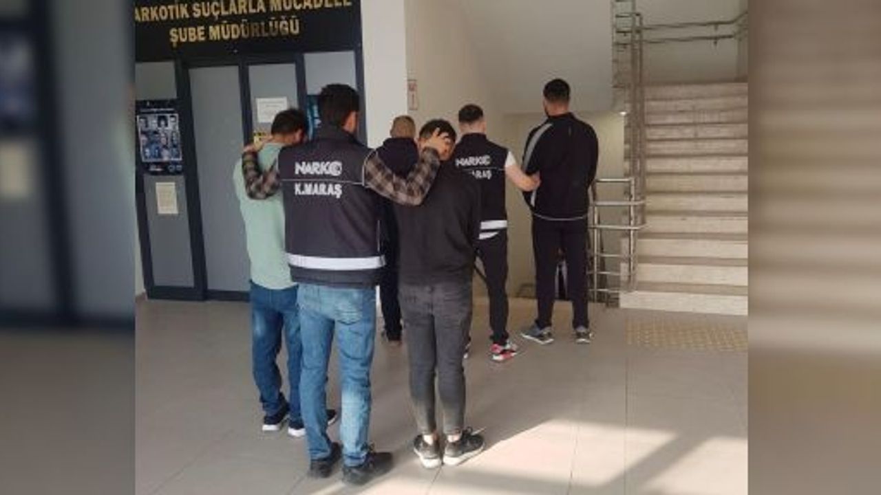 6 BİN 300 HAP ELE GEÇİRİLDİ