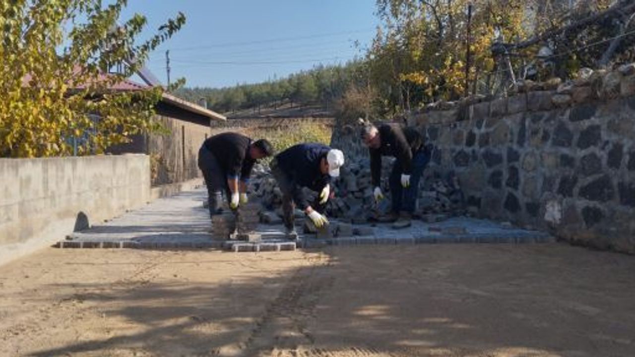 DULKADİROĞLU BELD.'NDEN ZORLU KIŞ ŞARTLARI ÖNCESİ MESAİ