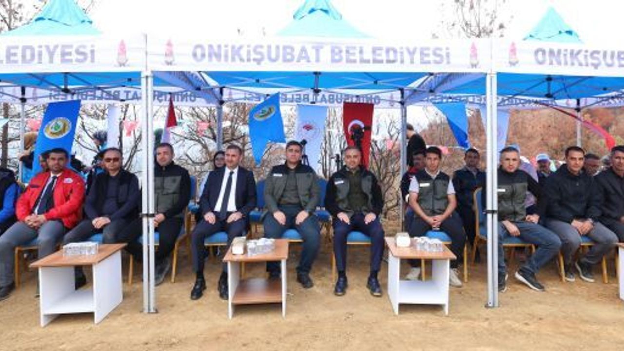 ONİKİŞUBAT BELEDİYESİ, YANAN ALANLARI YENİDEN YEŞERTTİ