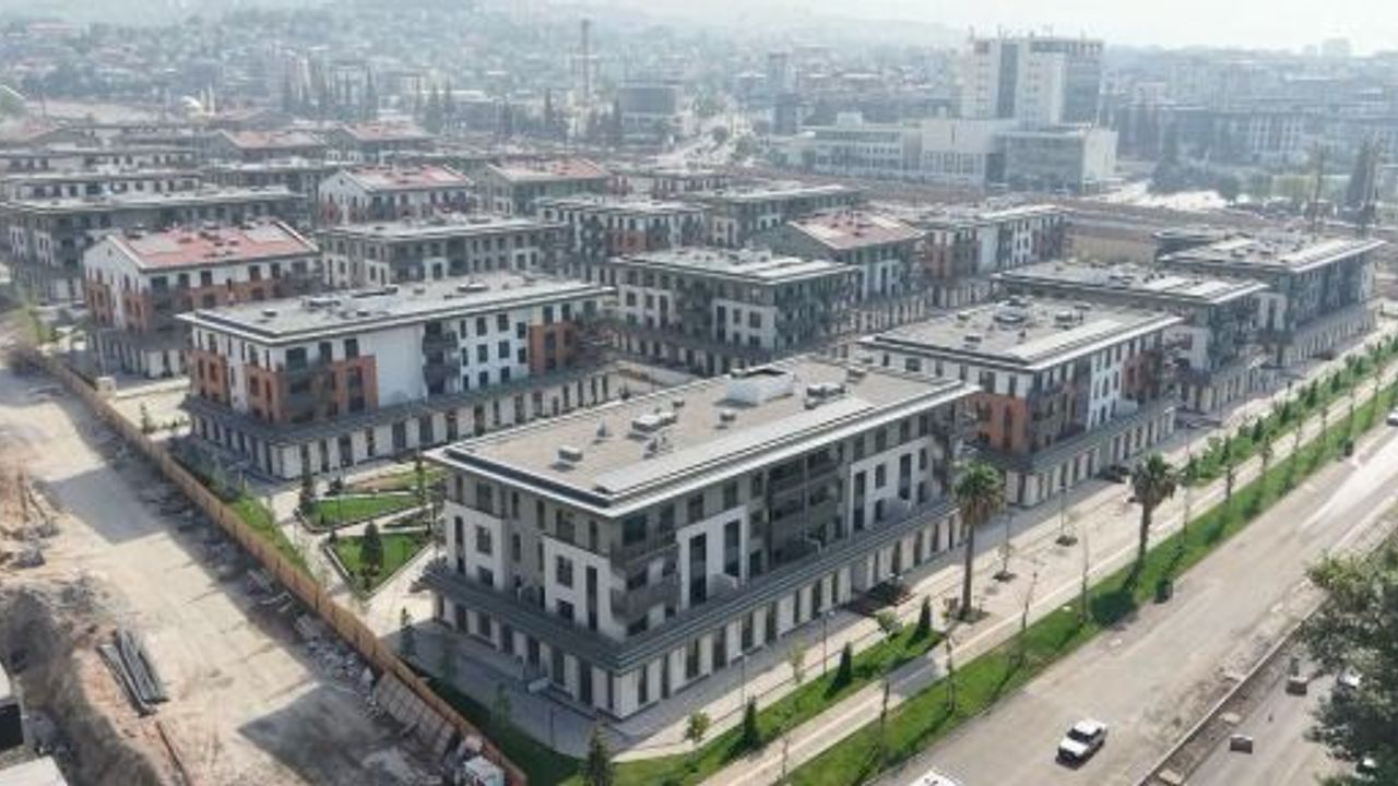 73 BİN 956 BAĞIMSIZ BİRİM DEPREMZEDELERE TESLİM