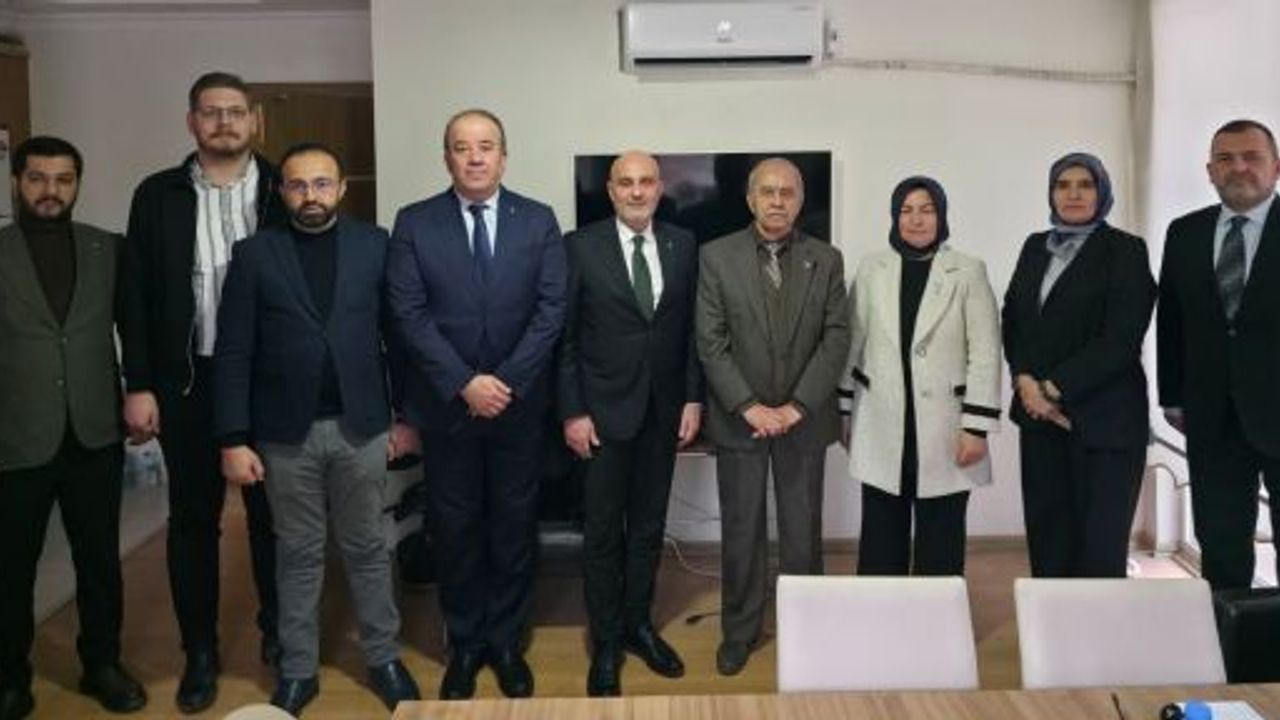 AK PARTİ TEŞKİLATI KENDİNİ KİMLİK’TE BULDU