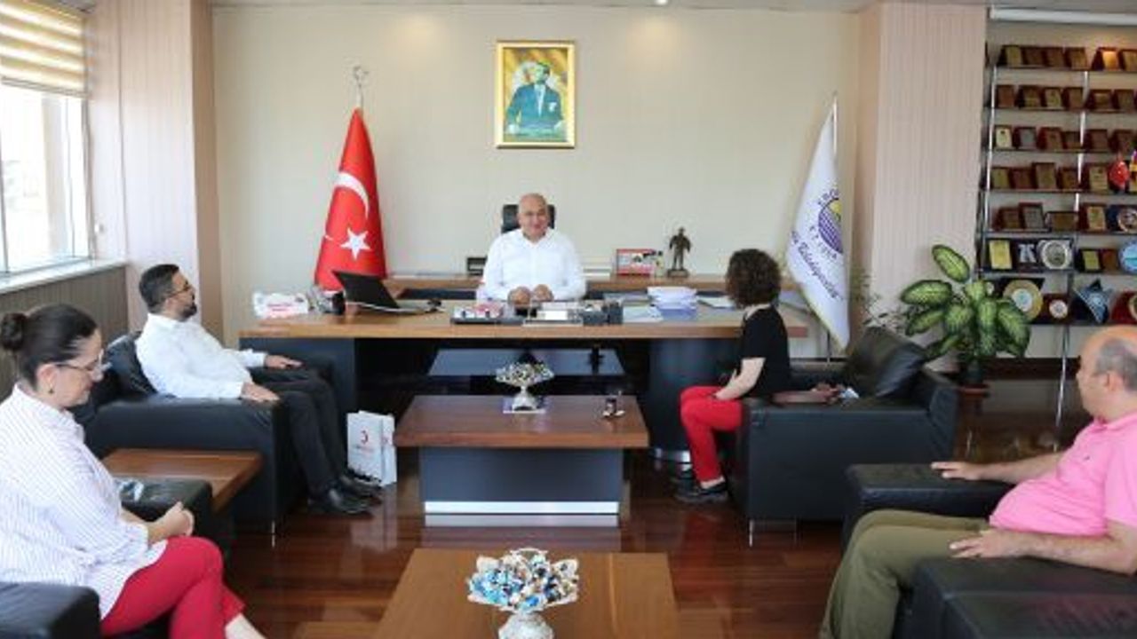 ERDEMLİ BELEDİYESİ İLE KIZILAY İŞBİRLİĞİ İLE KAN BAĞIŞI KAMPANYASI 