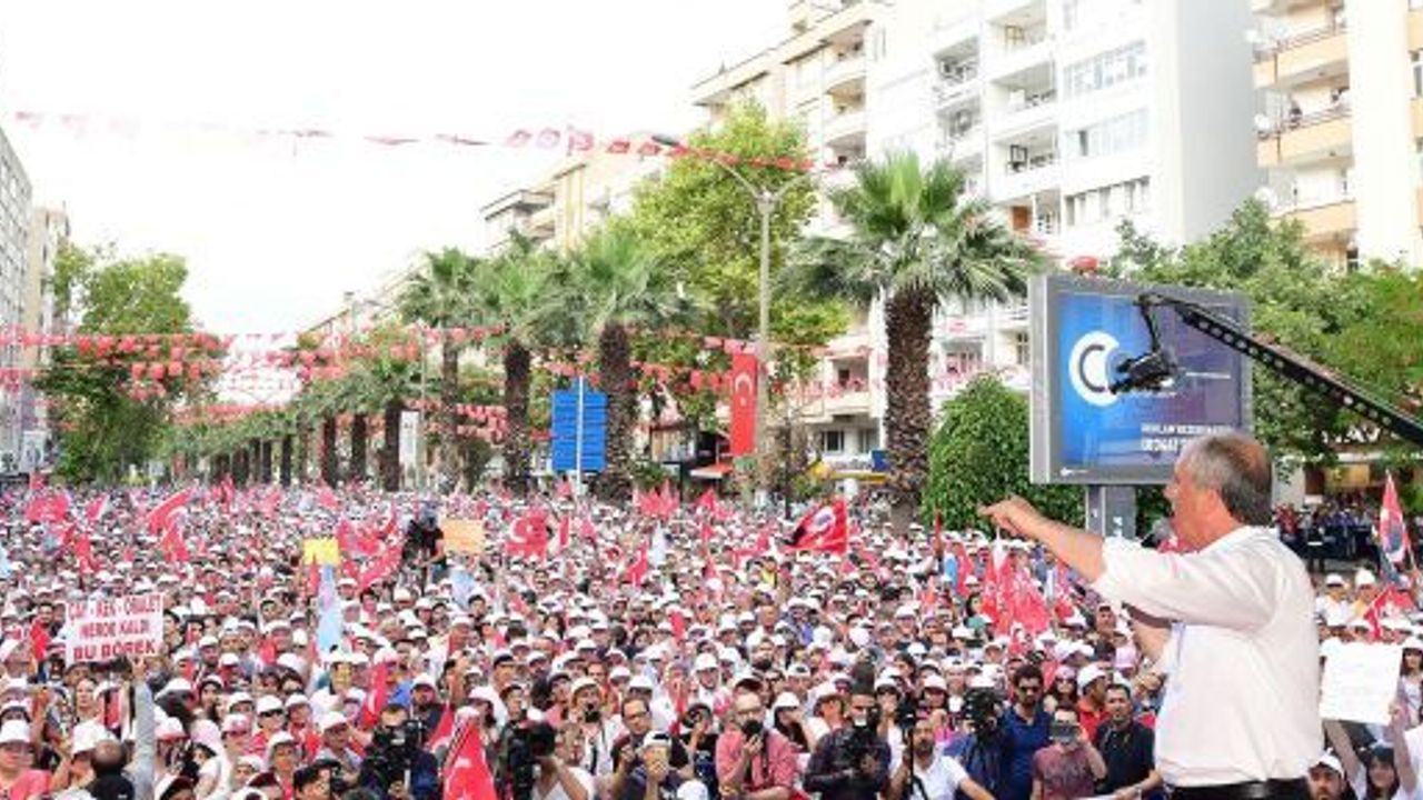   İNCE: “AKP ZORDA, 90'LARIN SİMGESİ TANSU ÇİLLER’DEN MEDET UMUYORLAR”