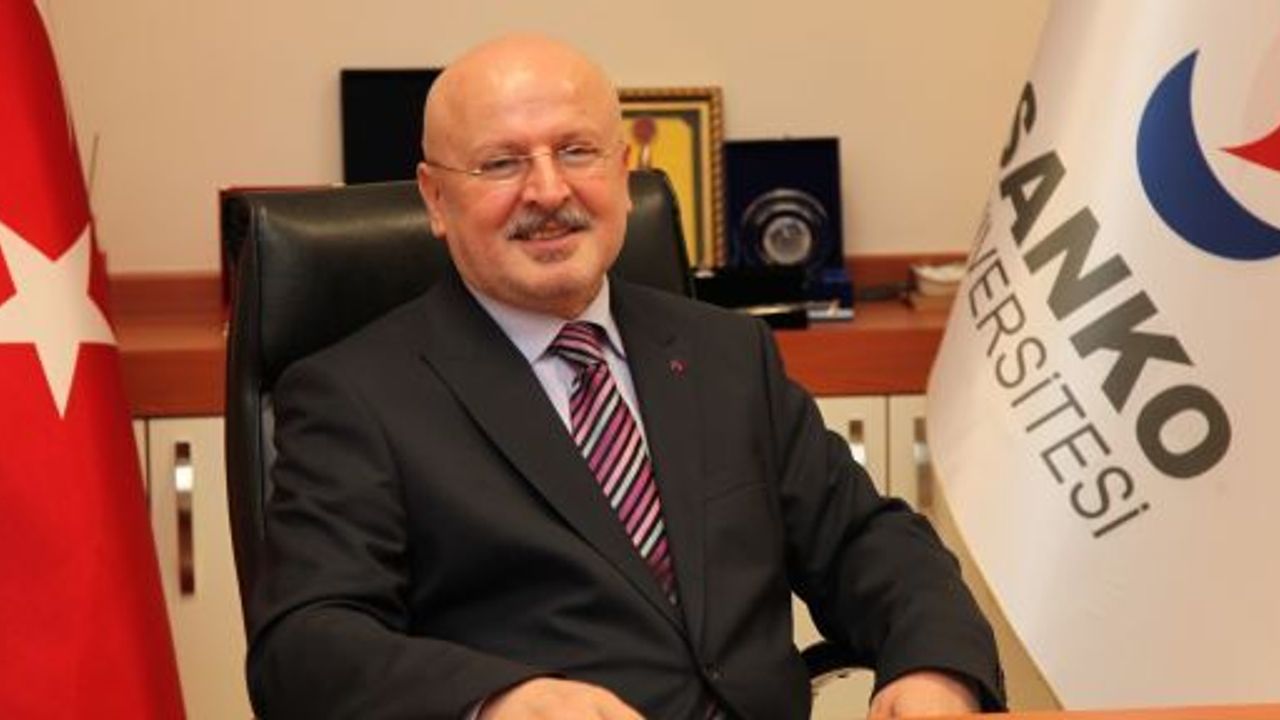 SANKO ÜNİVERSİTESİ REKTÖRÜ PROF. DR. SINAV: “78 YIL SONRA BİLE KAYBININ ÜZÜNTÜSÜNÜ HİSSETTİĞİMİZ ATAMIZI, SAYGI, MİNNET VE HÜRMETLE ANIYORUZ”