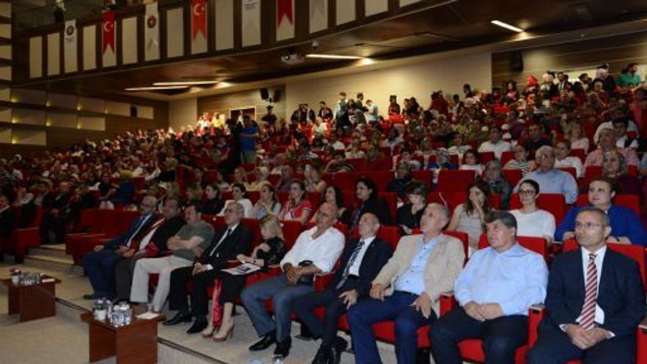 TIP FAKÜLTESİ 15. DÖNEM MEZUNLARI, DOKTORLUĞA İLK ADIMLARINI ATTI