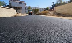 BÜYÜKŞEHİR’DEN PAZARCIK’TA ASFALT HAMLESİ