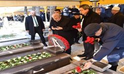 SANKO’NUN KURUCUSU SANİ KONUKOĞLU, MEZARI BAŞINDA ANILDI