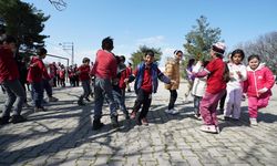 SARIÇUKUR’DA MİNİKLERE EĞLENCE VE BİLİM DOLU BİR GÜN