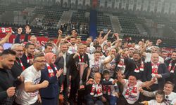 EDELER, EFELER LİGİNDE