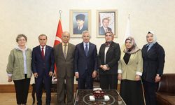 VALİ ÜNLÜER, KİMLİK AİLESİNİ AĞIRLADI