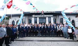 ONİKİŞUBAT BELEDİYESİ’NİN KALE GENÇLİK MERKEZİ YOĞUN KATILIMLA HİZMETE AÇILDI
