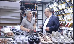 BAŞKAN AKPINAR, TARİHÎ KAPALI ÇARŞIDA ESNAFLA