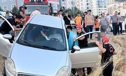 OTOMOBİLLER ÇARPIŞTI: 1 YARALI