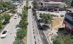 SÜRMELİBEY CADDESİNDE ASFALT ÇALIŞMASI
