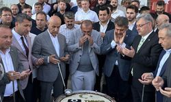 UYGAR GÜNDEŞLİ’DEN ANLAMLI BULUŞMA: AŞURE