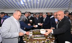 BÜYÜKŞEHİR, BİNLERCE VATANDAŞI AŞURE BEREKETİNDE BULUŞTURDU