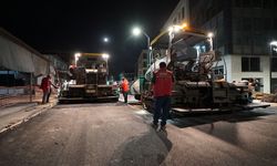 BÜYÜKŞEHİR’DEN 3 İLÇE 20 NOKTADA ASFALT