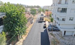 BÜYÜKŞEHİRLE PAZARCIK YOLLARI YENİLENİYOR