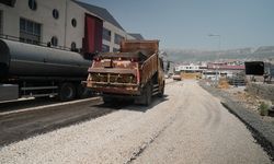 YENİ SANAYİ SİTESİ’NİN YOLLARI YENİLENİYOR