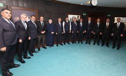 AK PARTİ HEYETİNDEN İÇİŞLERİ BAKANI ÇİFTÇİ’YE ZİYARET