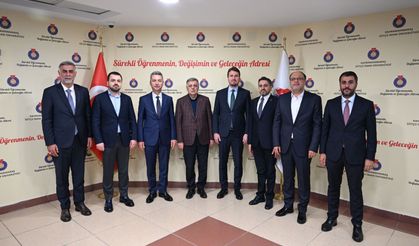 NEVZAT PAKDİL’DEN REKTÖR OKUMUŞ’A ZİYARET