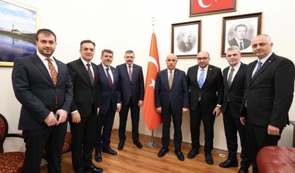 AK PARTİ HEYETİ İÇİŞLERİ BAKANI ÇİFTÇİ İLE