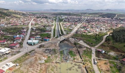 ŞEKEROBA’NIN YENİ KÖPRÜSÜ HİZMETTE