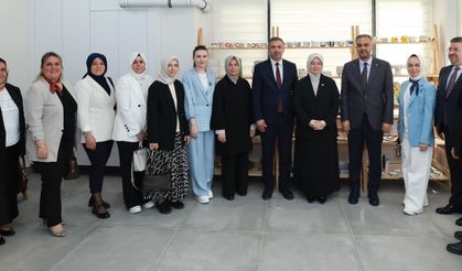 ONİKİŞUBAT BELEDİYESİ SERAMİK ATÖLYESİ’NİN ESERLERİ
